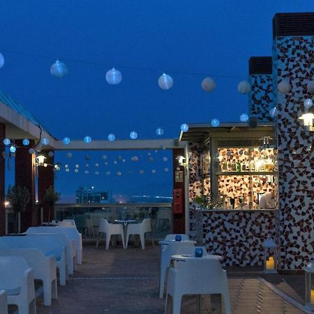 Hotel Rh Gijon & Spa Гандия Екстериор снимка