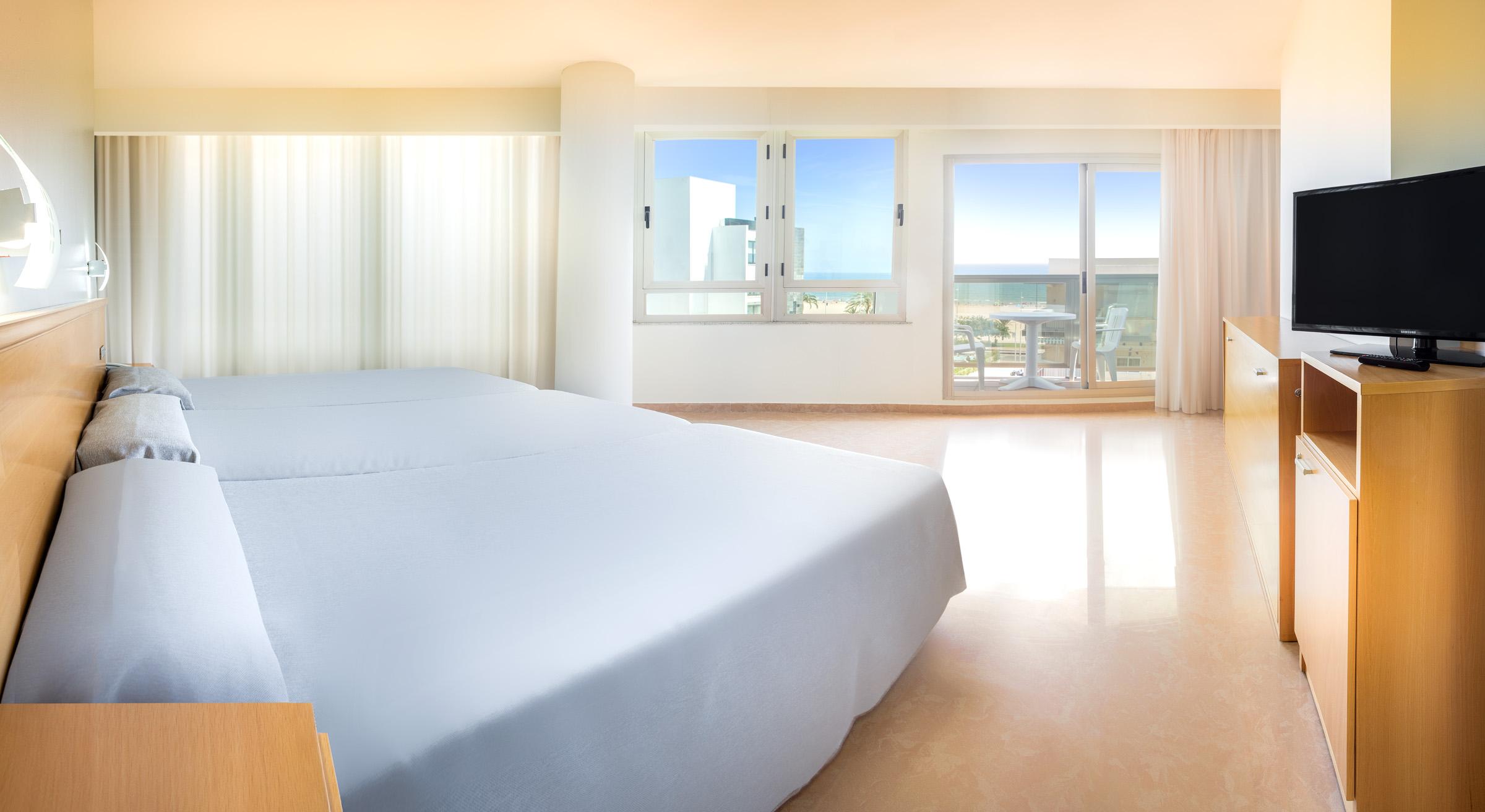 Hotel Rh Gijon & Spa Гандия Екстериор снимка