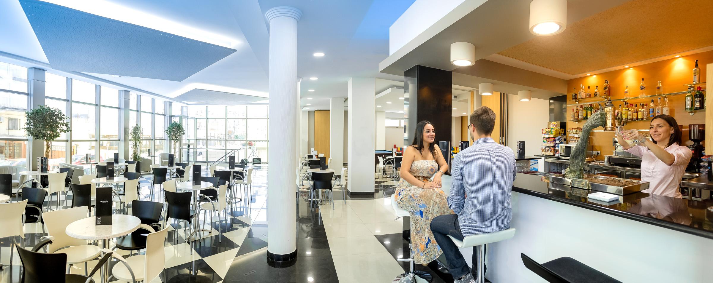 Hotel Rh Gijon & Spa Гандия Екстериор снимка