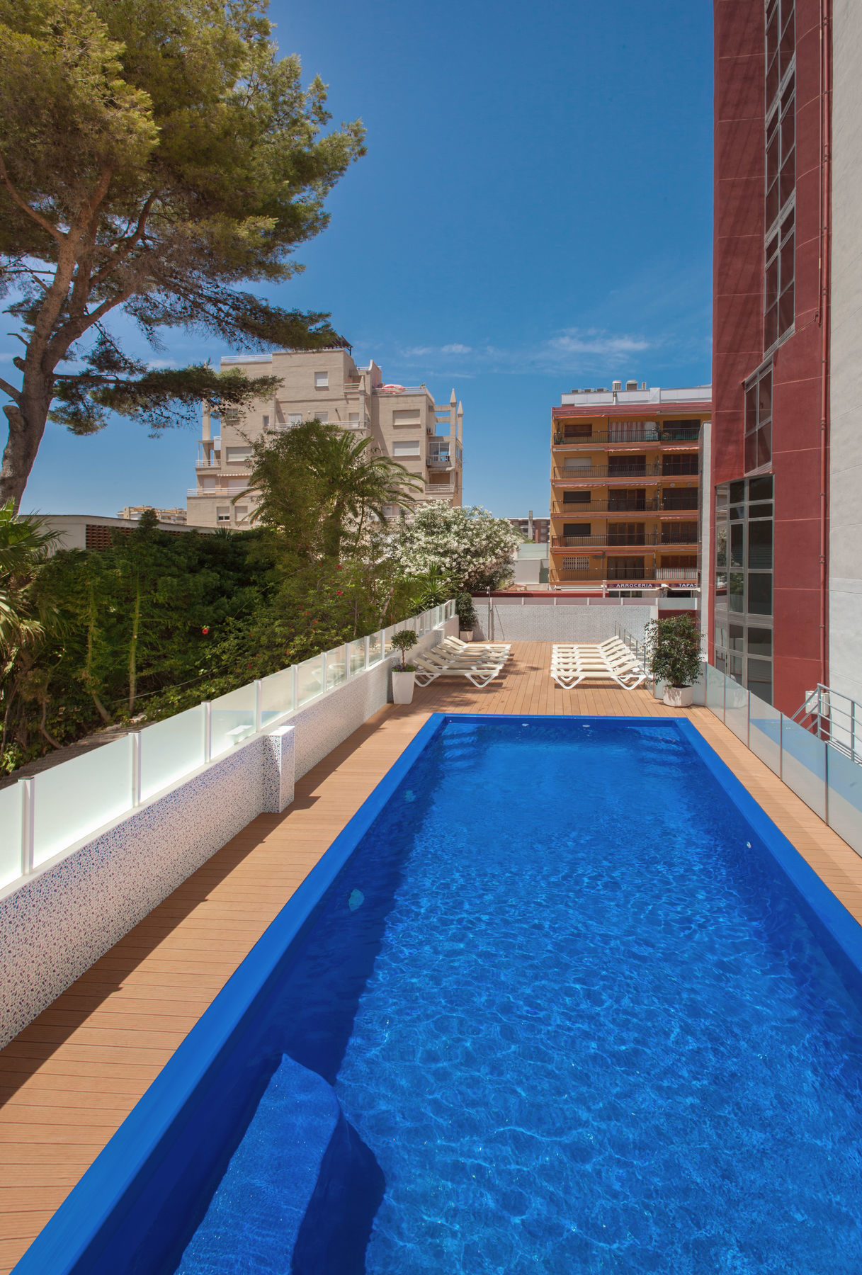 Hotel Rh Gijon & Spa Гандия Екстериор снимка
